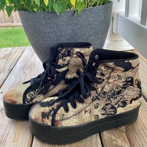 HOMG Jeffrey Campbell Cat Print Sneaker